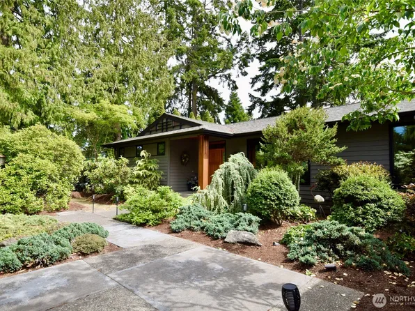 133 Fairway Place, Sequim, WA 98382