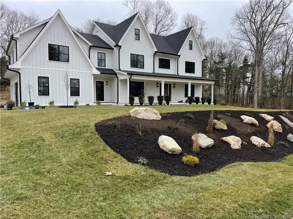 55 Aspen Lane, Stamford, CT 06903