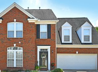 8 Everleigh Ct, Simpsonville, SC 29681