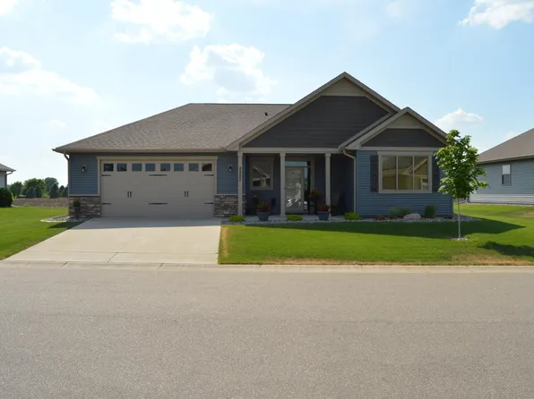 2257 72nd Ave N, Saint Cloud, MN 56303