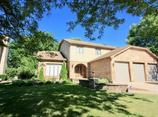 149 Rosedale Ct, Bloomingdale, IL 60108