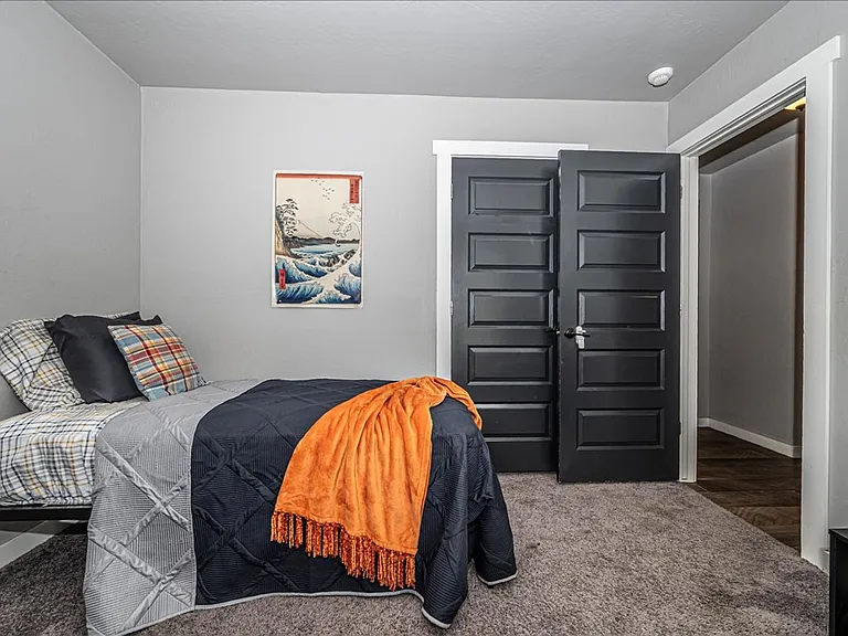 10300 Glover River Dr — Photo 25
