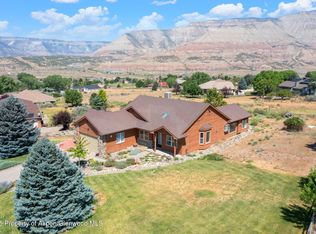 301 Roan Creek Dr, Parachute, CO 81635