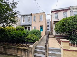 922 N 26th St, Philadelphia, PA 19130