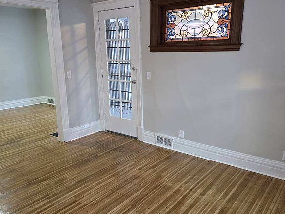 /Users/marcusfranz/Downloads/36.5 thayer pics/image000006 (2).jpg