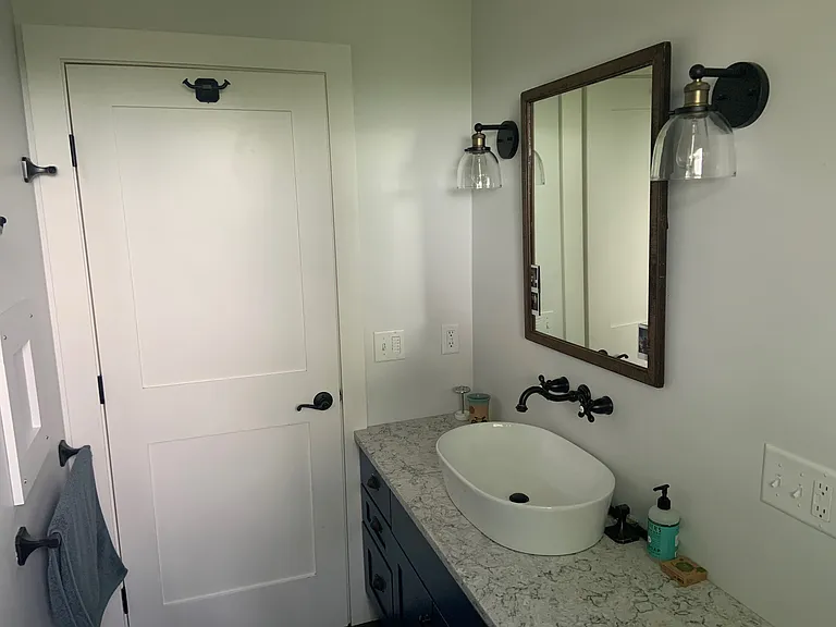 upstairs bathroom