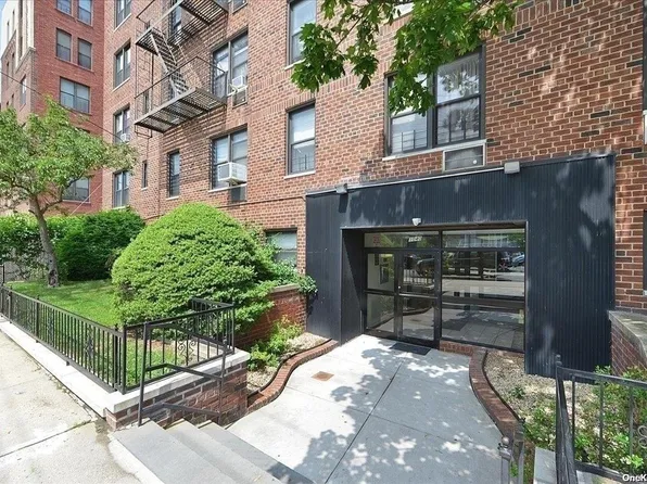 1040 Neilson Street #4C, Far Rockaway, NY 11691