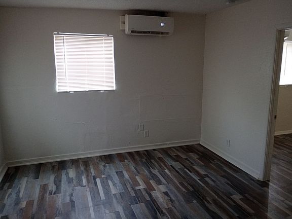 4th image of 1003 N Jefferson St APT 2