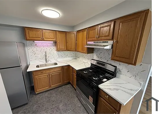 10769 S Pulaski Rd #4 — Photo 1