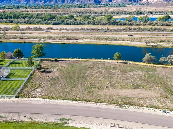 2061 Blue Water Dr, Fruita, CO 81521