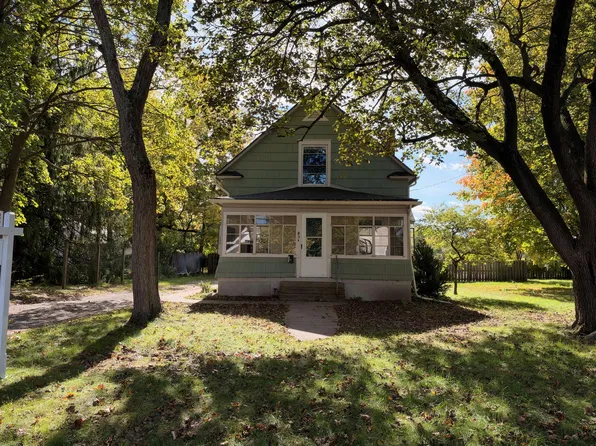 43 Willard Ave W, Battle Creek, MI 49037