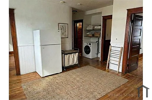 24 Esther St #2 Photo 1