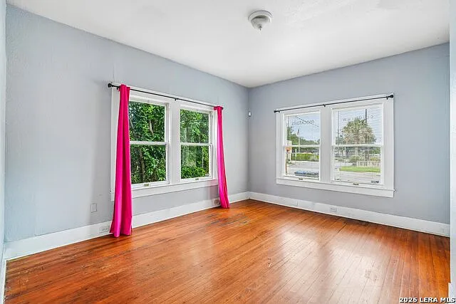 821 E Quincy St — Photo 22