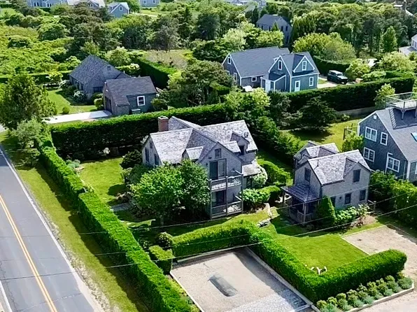 155 Surfside Rd, Nantucket, MA 02554