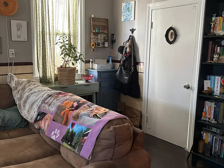 182 Dora St #1 — Photo 4