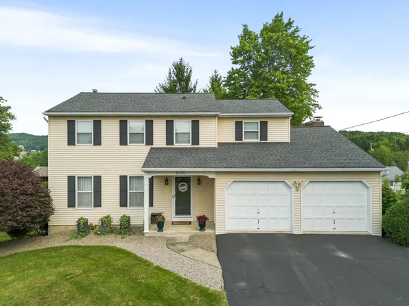 2705 Magnolia St, Endwell, NY 13760