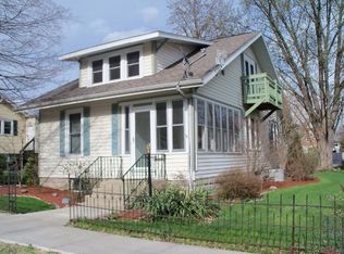 216 N Lakeview St, Culver, IN 46511