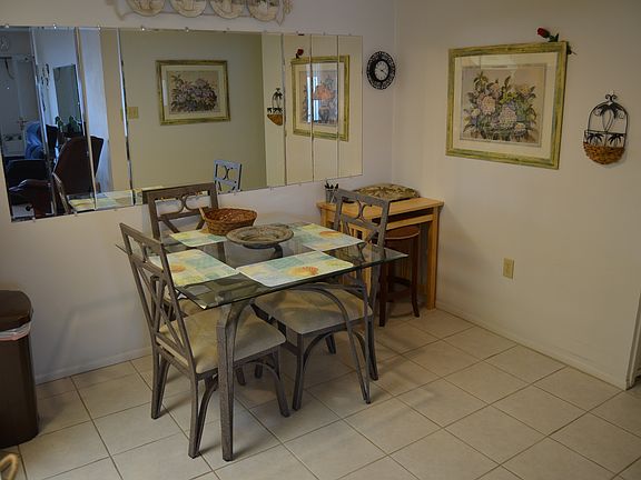 5th image of 4315 Tahitian Gardens Cir APT G