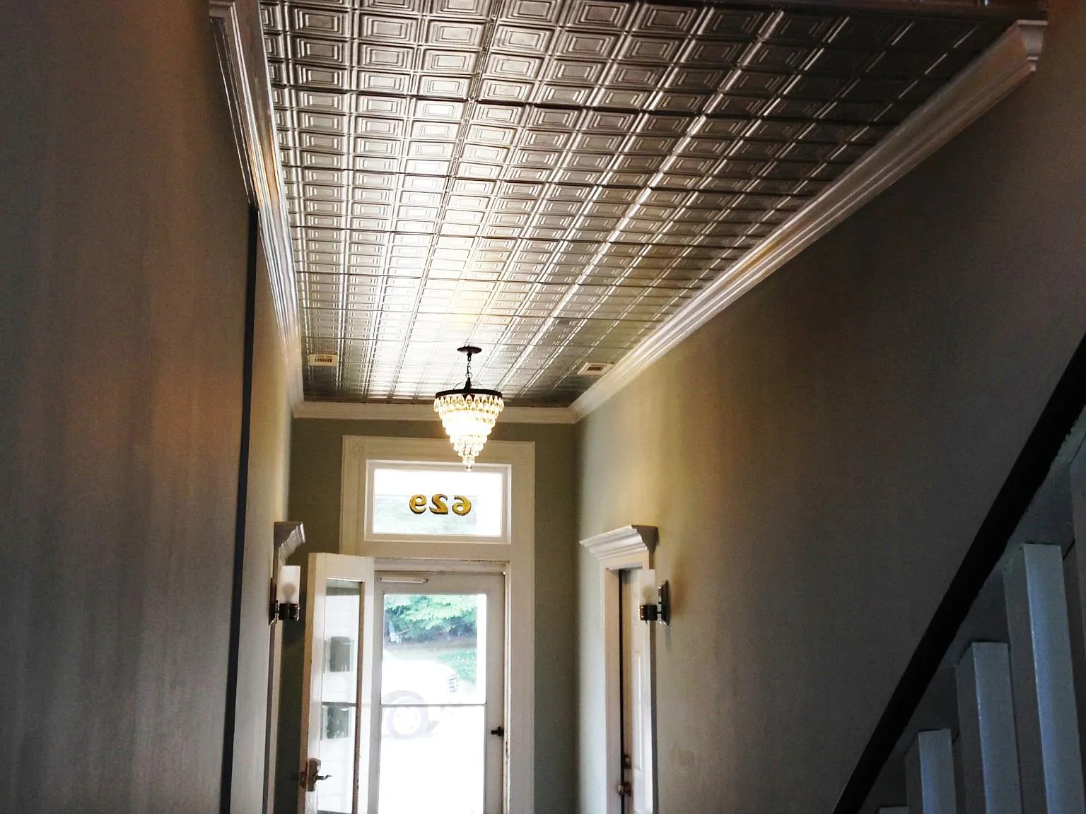 629 S Hill St — Photo 2