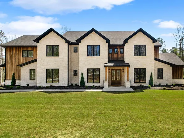 2025 Hickory Hill Dr, Benton, AR 72019