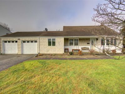 112 Deer Lake Drive, North Babylon, NY, 11703