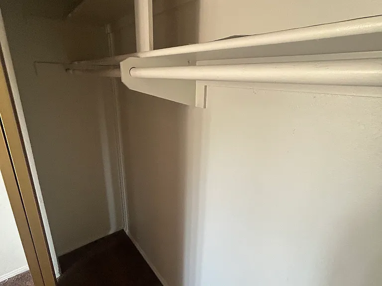 41633 Whittier Ave — Photo 7