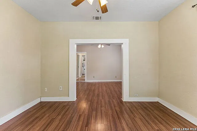 604 Leigh St — Photo 4