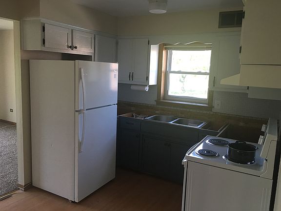 New appliances, countertop coming soon