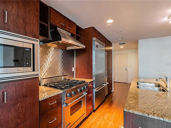 2nd image of 1208 E Kennedy Blvd Unit 321