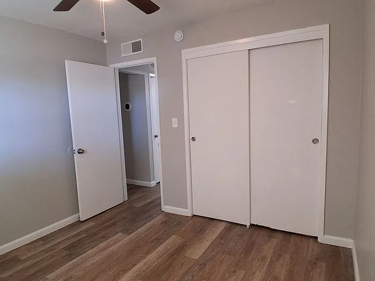 3319 E. Fairmont Ave. — Photo 12