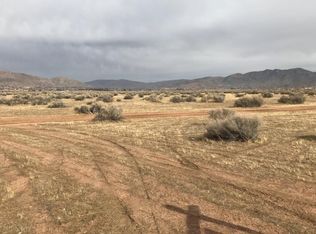 Pioneer Rd, Apple valley, CA 92307
