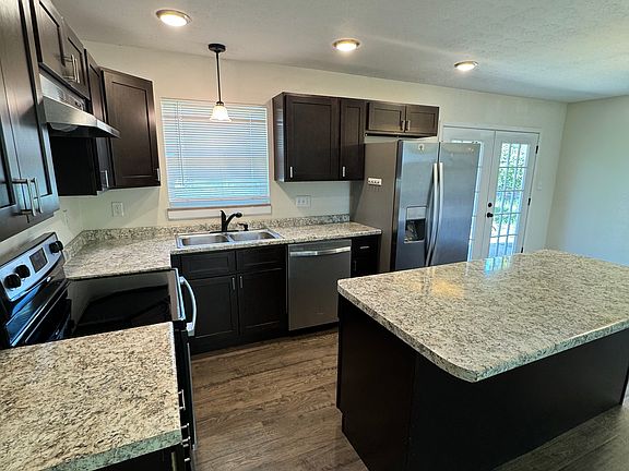 3rd image of 4108 Genny Lynn Dr