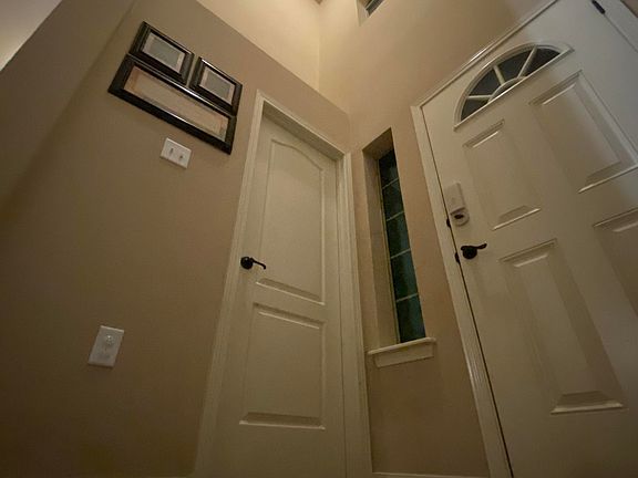 3rd image of 14273 English Point Ave