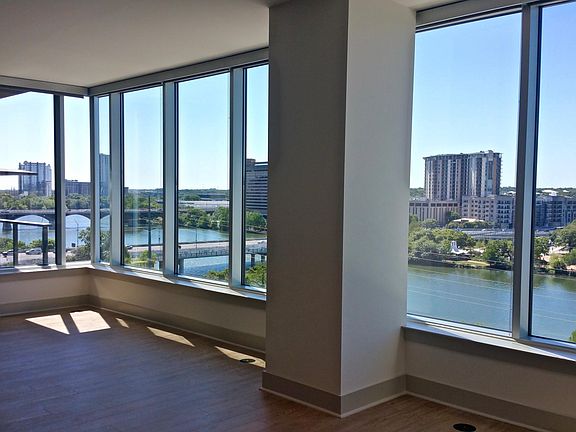 4th image of 215 W 2nd St #2708