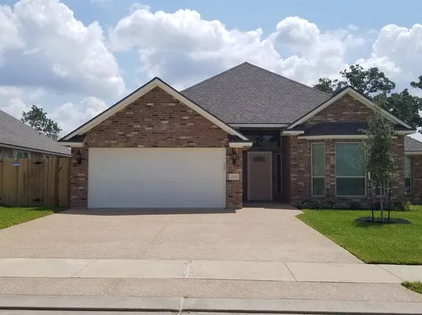 1202 Brunswick Ct, College Station, TX 77845