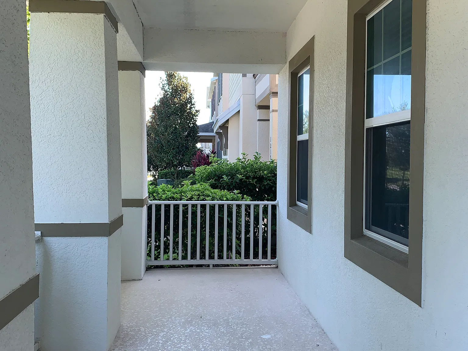 3 bed, 2.5 bath, 2154 sqft, $3,100 — Photo 2