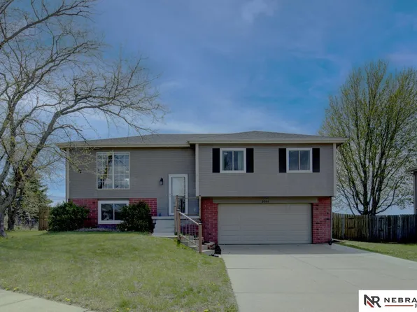 3201 Wilhelminia Dr, Bellevue, NE 68123