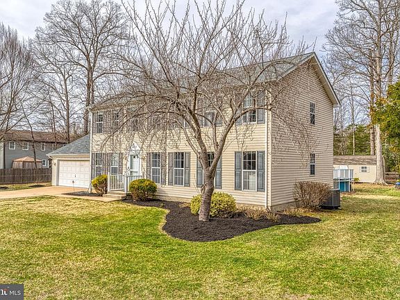 4th image of 1403 Redwood Cir