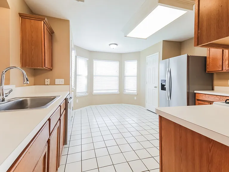 1626 Redwood Dr — Photo 7