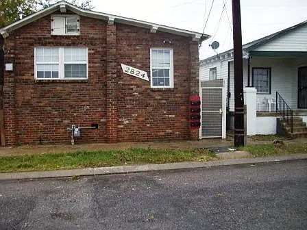 2824 Saint Louis St Photo 1