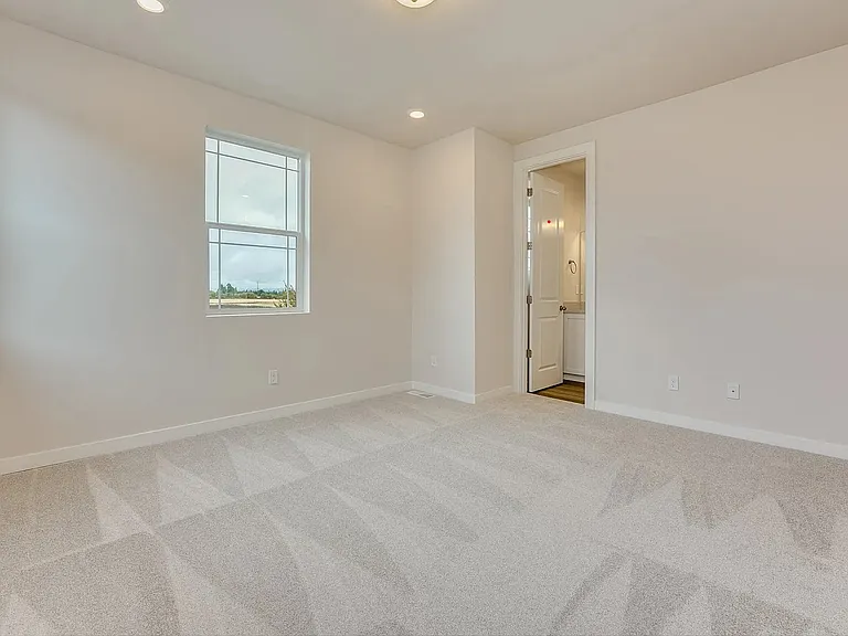 8266 SE Blanton — Photo 23