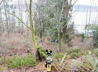 21 E Lake Sammamish Pkwy NE, Sammamish, WA 98074