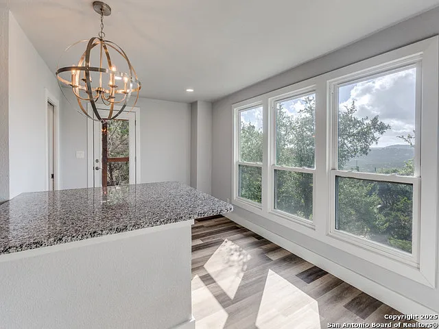 238 Ledgeview Dr — Photo 10