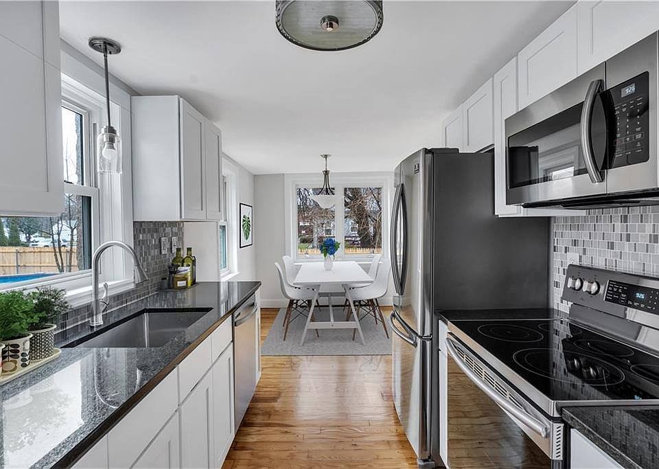 1st image of 7 Joslin St