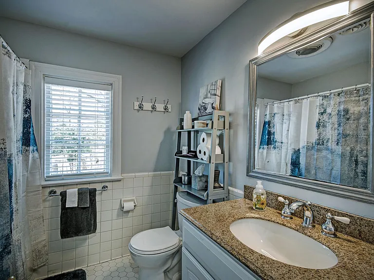 4096 Redwing Ave — Photo 16