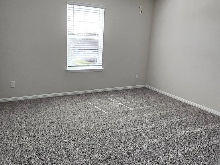 117 Greenspire Ln — Photo 23