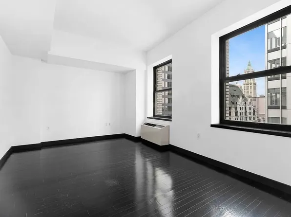 20 Pine Street image 1 of 11