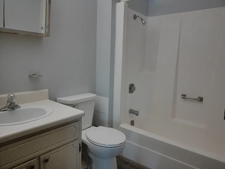1302 Lucille St — Photo 8