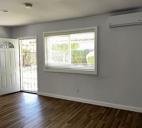 4th image of 2734 Martha Ave