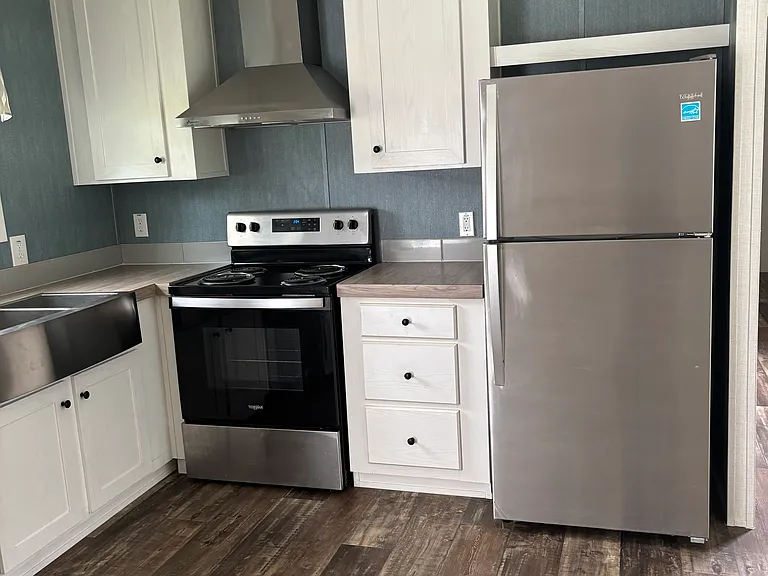 688 Lee Road 120 — Photo 5